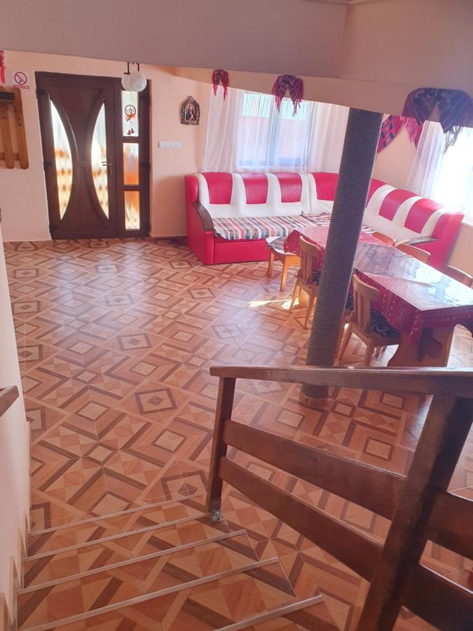 Cabana Georgiana Maria Ghetari Eksteriør bilde
